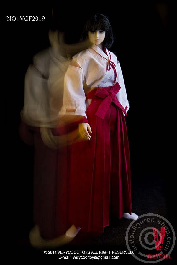 Miko Outfit Set
