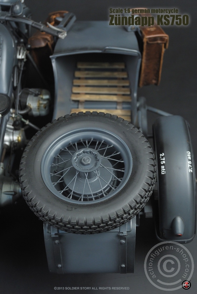 Zündapp KS-750 mit Beiwagen