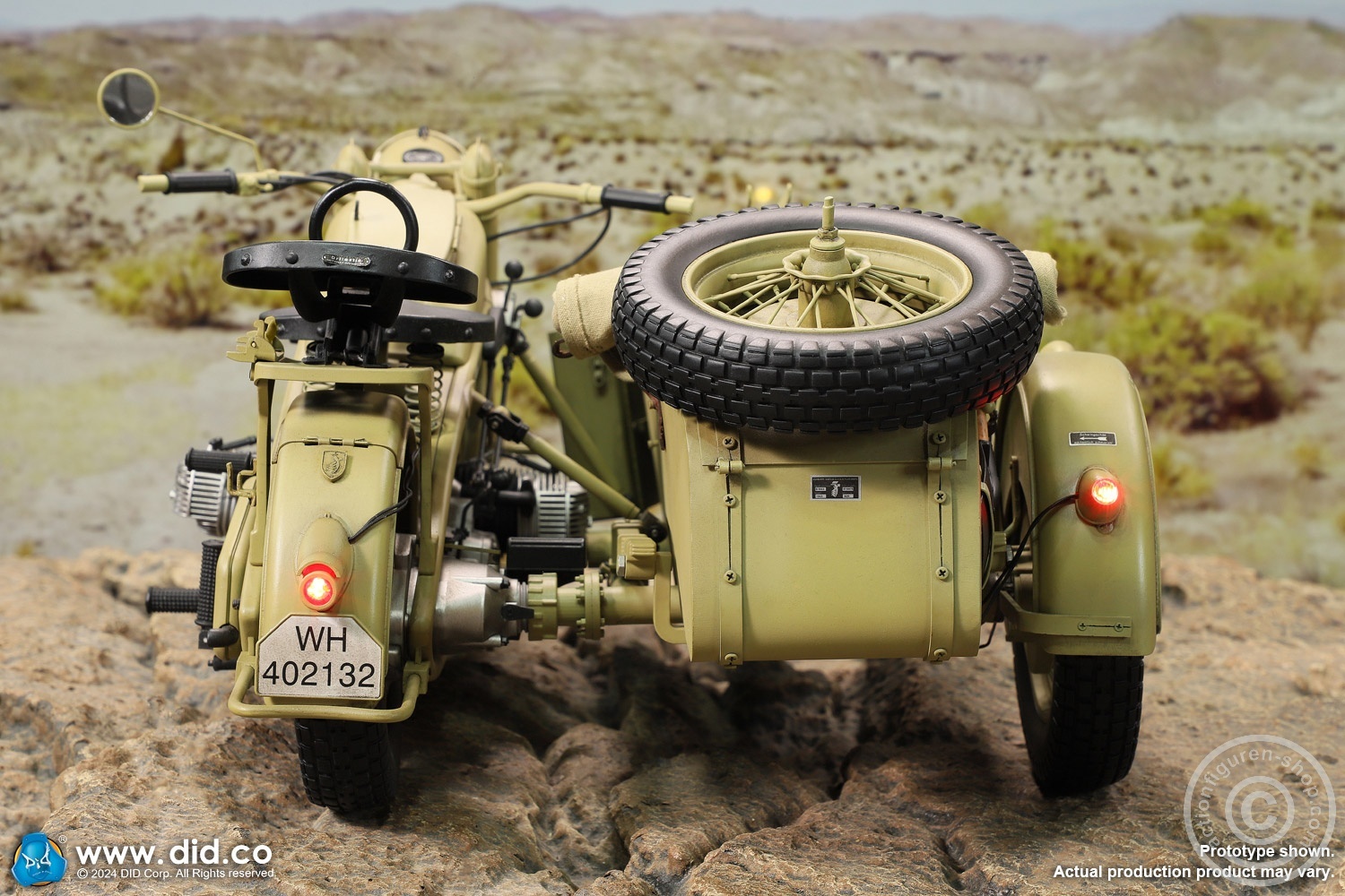 German Zündapp KS 750 Motorcycle with sidecar (Sand) - in 1/6 scale