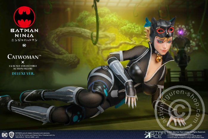 SA099-16 Catwoman (Deluxe Version)