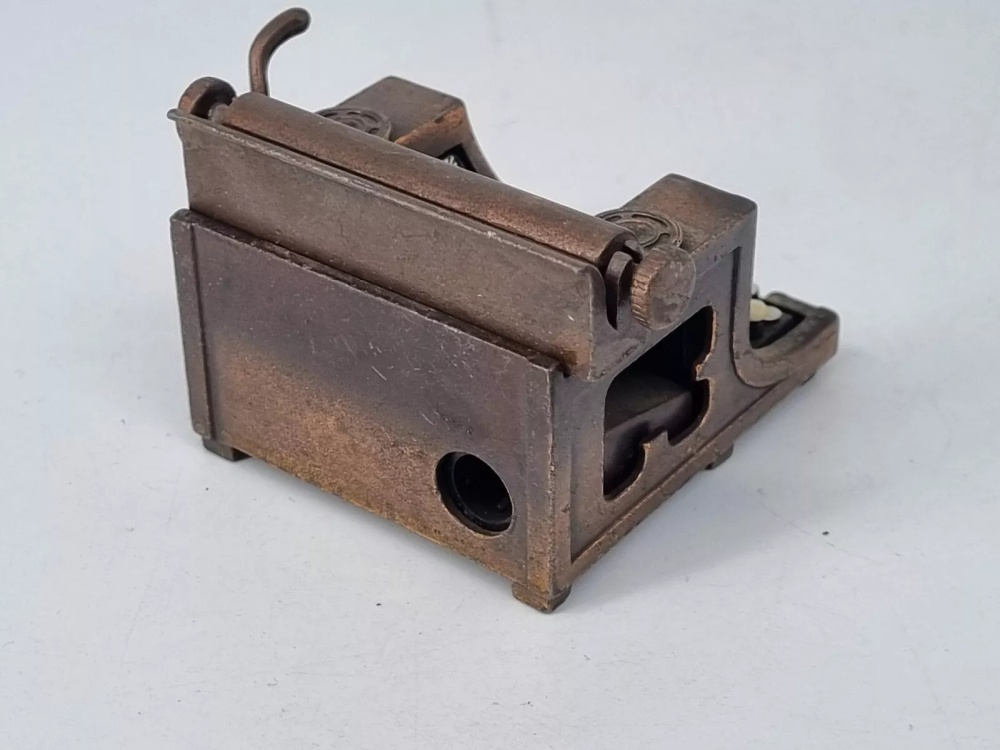 Typewriter - in 1/6 scale