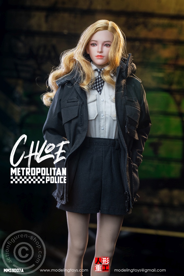 Cloe - British Metropolitan Female Police Service - Armed Police Officer