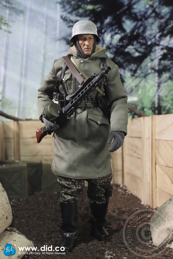 80130-10qaaCZA3L3pPDz Dustin - SS-Panzer-Division Das Reich MG42 Gunner