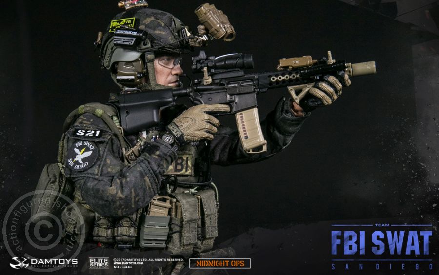 FBI SWAT Team Agent (B) - San Diego Midnight OPS