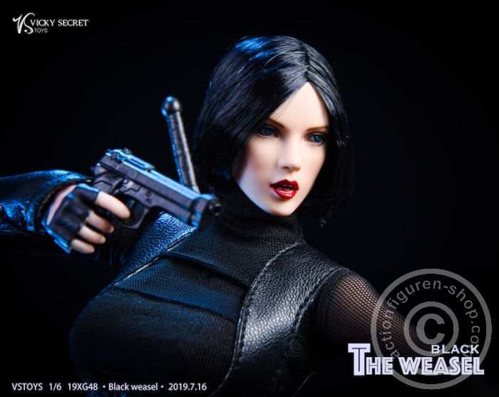 VST19XG48-16 Black Weasel - Outfit Set & Head