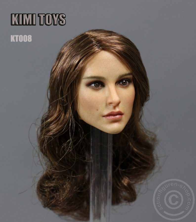 kth008-054oL0knAYbnfCr European Female Head