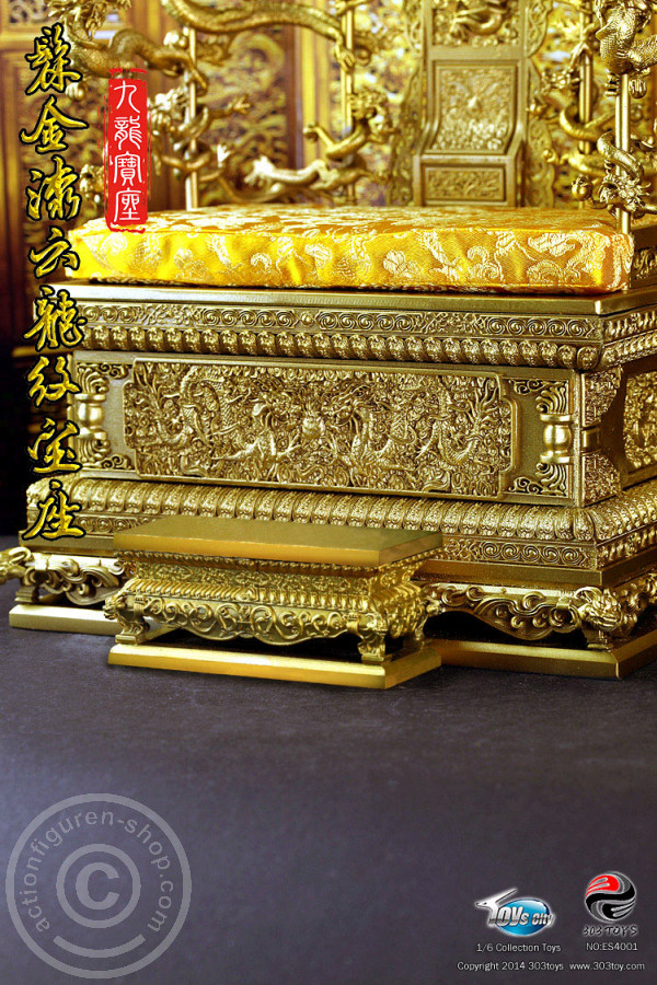 303-08-04 Dragon Cloud Throne