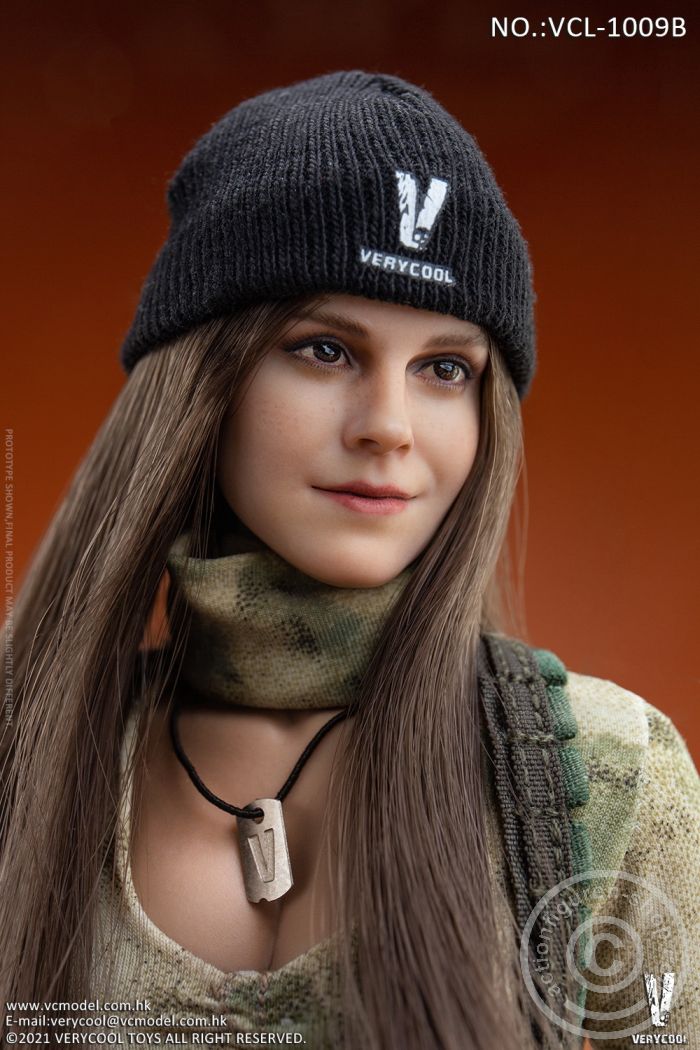 Emma - Brown straight Hair