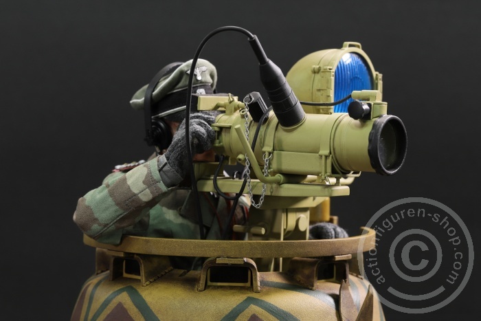 E60068-76 Panther G Tank Diorama (Cupola) - sand - w/ extra MG34 Mount