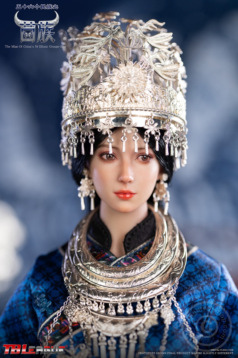 The Miao of China's 56 Ethnic Groups-Blue - in 1/6 Scale
