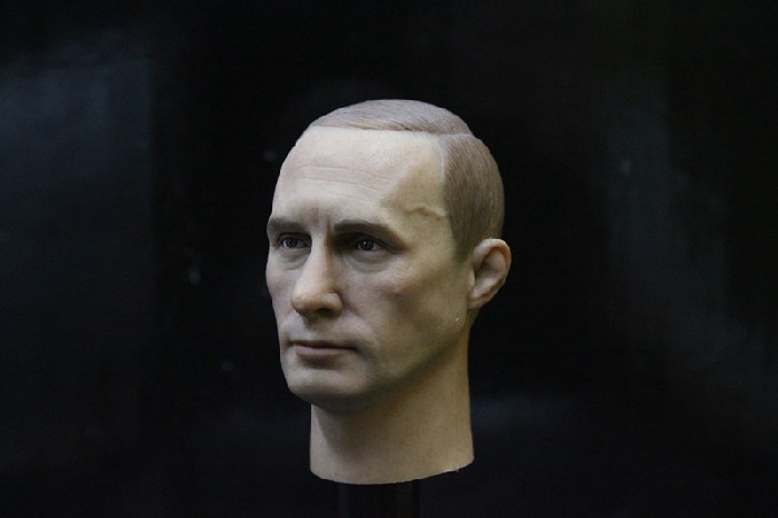 hphd048-02_p2dOo8rdRvoHwfY Wladimir Putin - Head + Body
