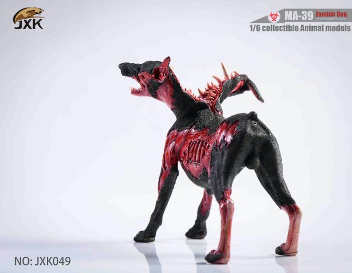 JXK049-07qRfdFdE4TwlLu Zombie Dog (cut in half)
