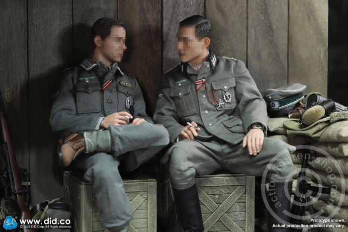 80159-31 Winter - WWII German Wehrmacht Infantry Oberleutnant