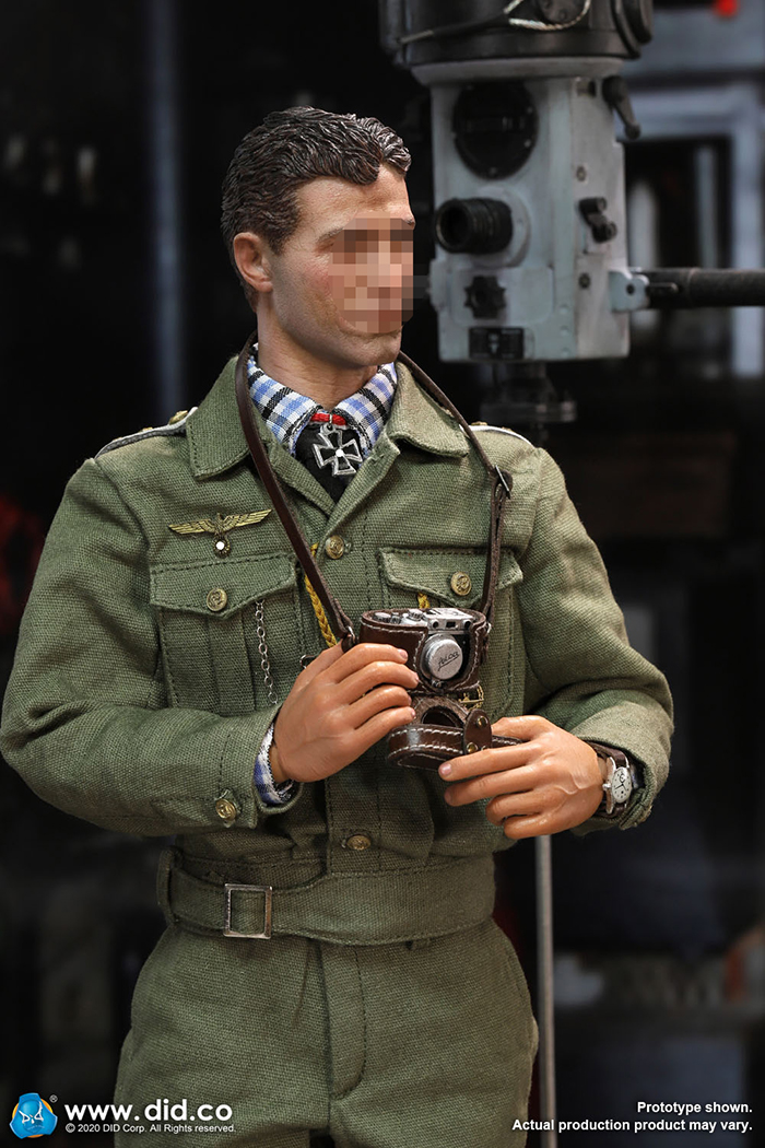 E60058_leica-04 German U-Boat Periscope Diorama Set w/ extra Head