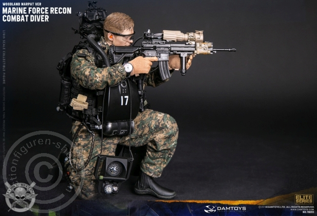 Marine Force Recon Combat Diver - Woodland