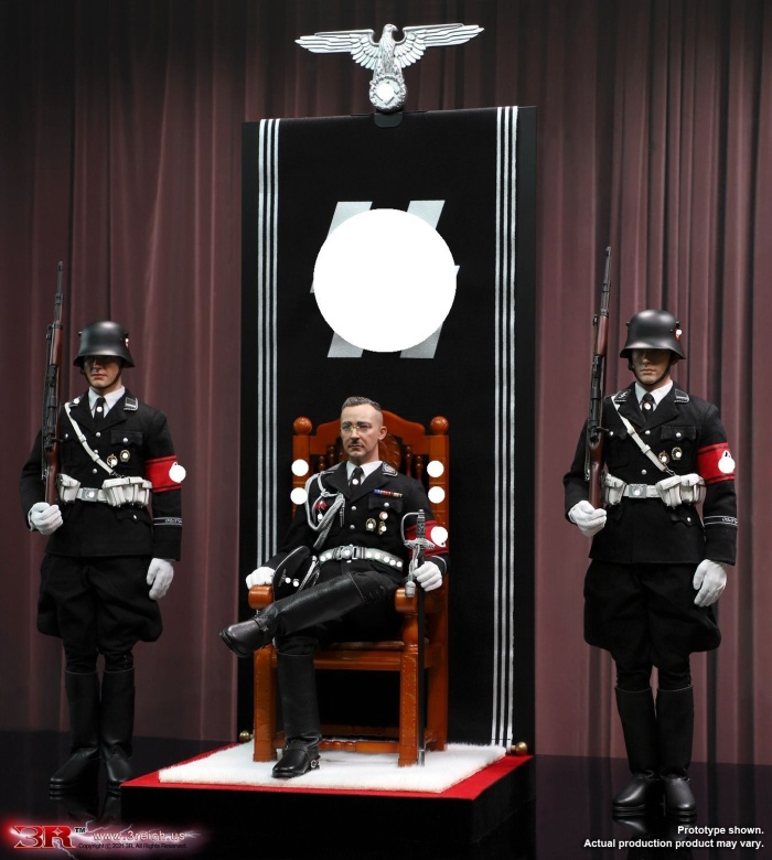 HL648-15 WWII - German Chair Diorama