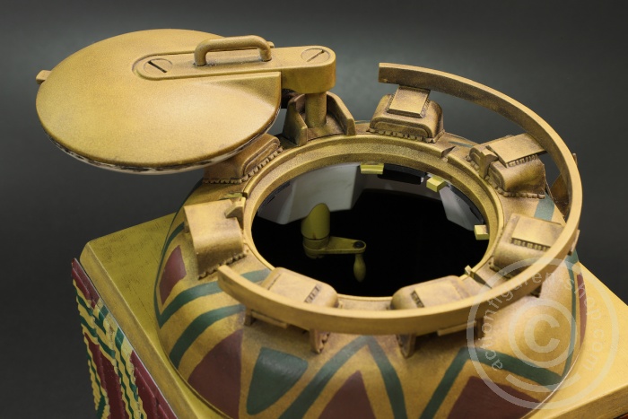 E60068-28 Panther G Tank Diorama (Cupola) - sand - w/ extra MG34 Mount