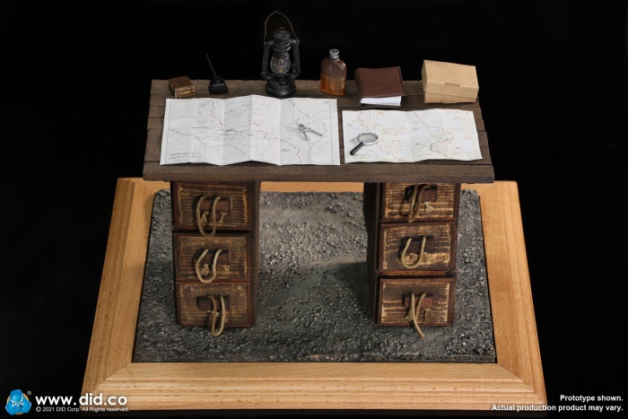 WWI War Desk Diorama Set