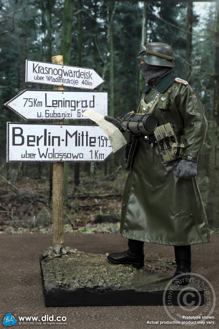 WWII German Shepherd Dog & Road Signs Set