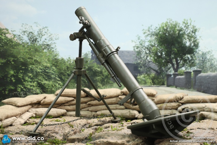 German 12cm Granatwerfer 42 mortar (green) - WW II German 12cm Granatwerfer 42 mortar (green) - WW II