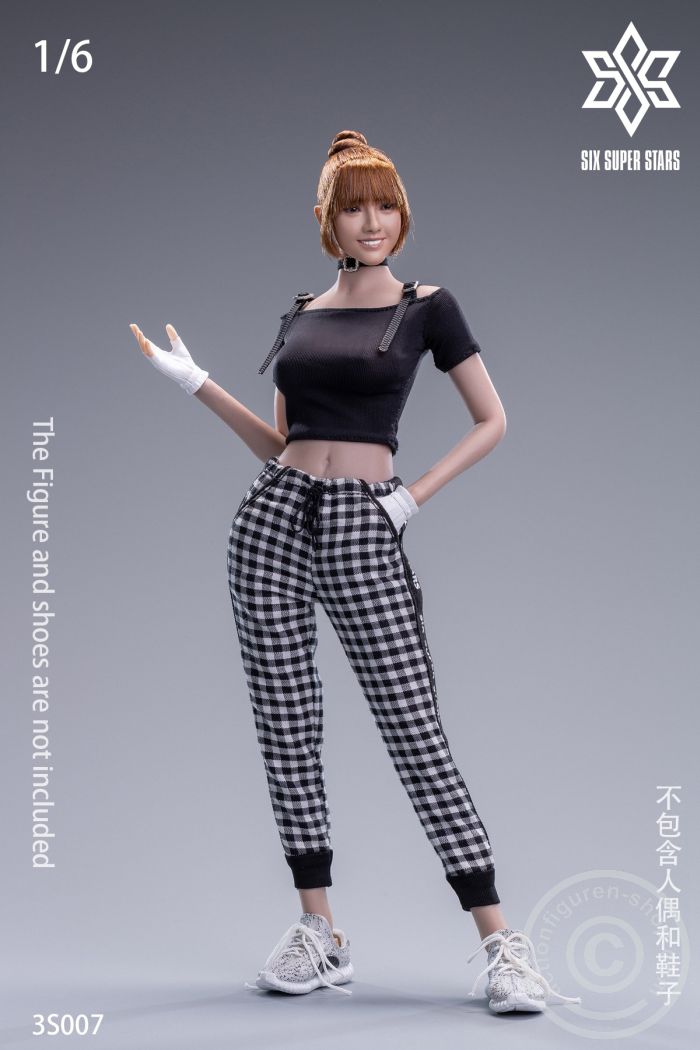 Sexy Checkerd Trousers Set