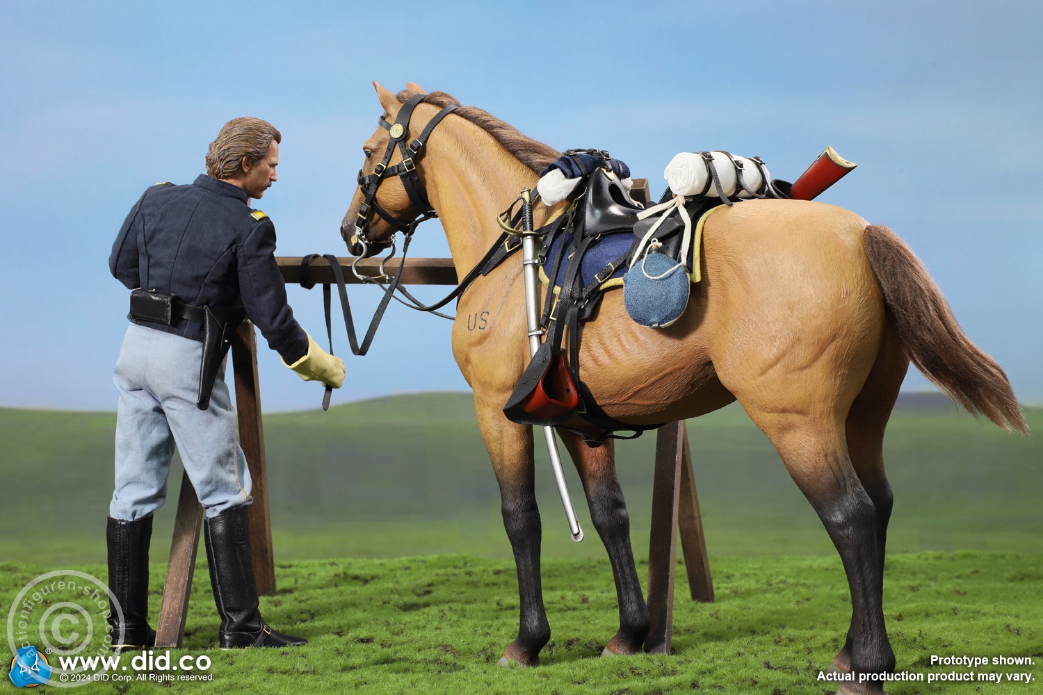 Civil War Brown War Horse (Standing) Civil War Brown War Horse (Standing)