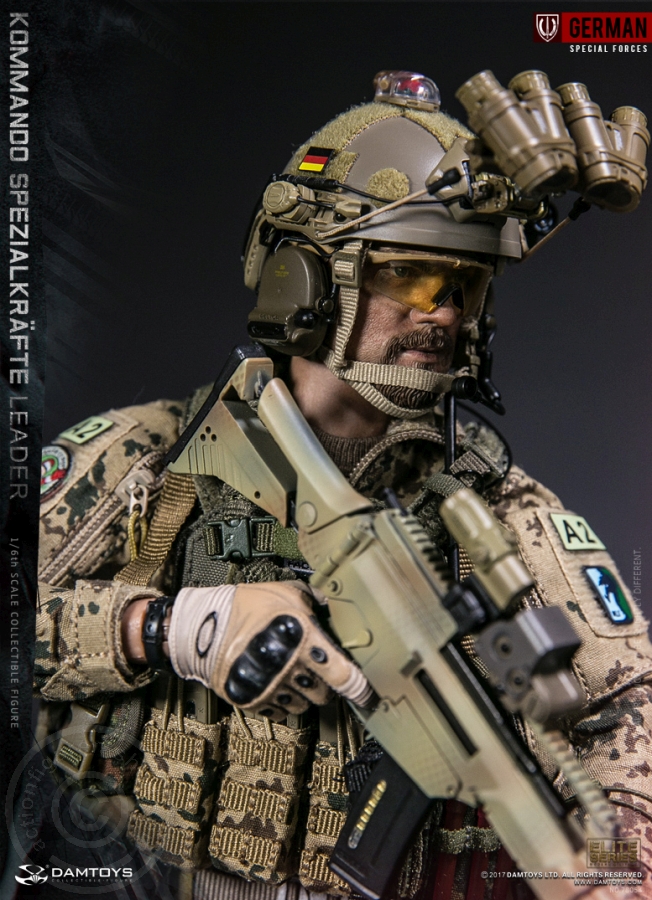 DA78054-21 Kommando Spezialkräfte (KSK) - Leader - beschädigte Box