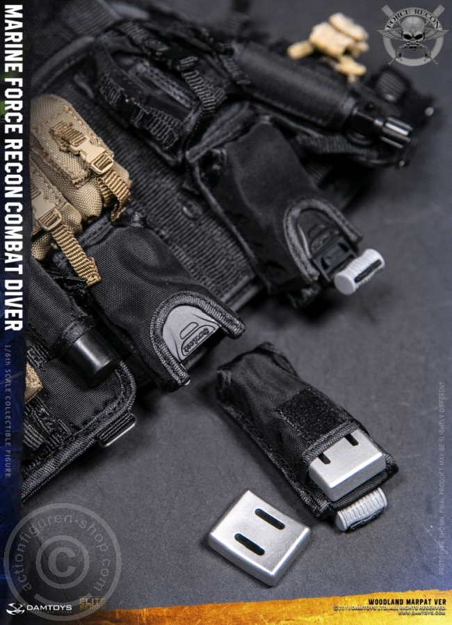 Marine Force Recon Combat Diver - Woodland