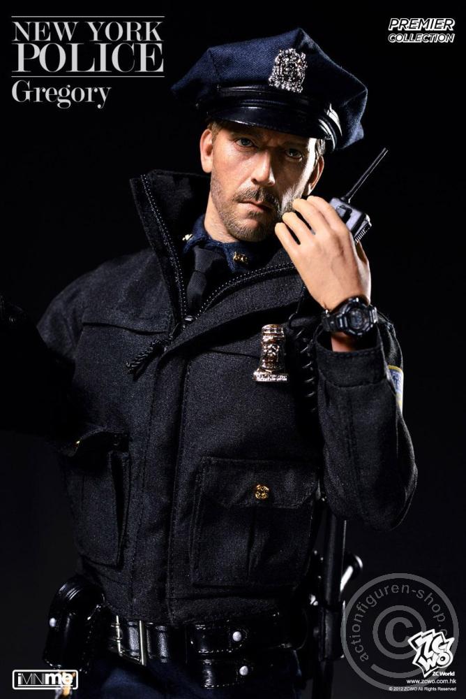 ZC096-04 NY Police Officer - Gregory
