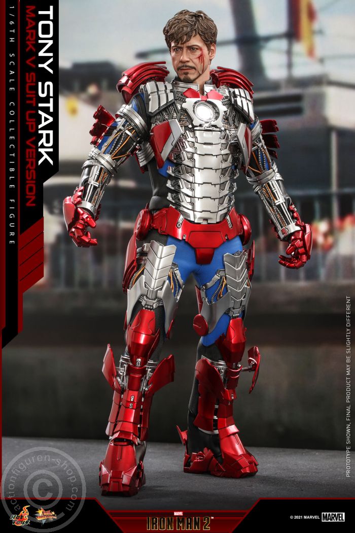 Iron Man 2 - Tony Stark (Mark V Suit up Version) - MMS599 Iron Man 2 - Tony Stark (Mark V Suit up Version) - MMS599