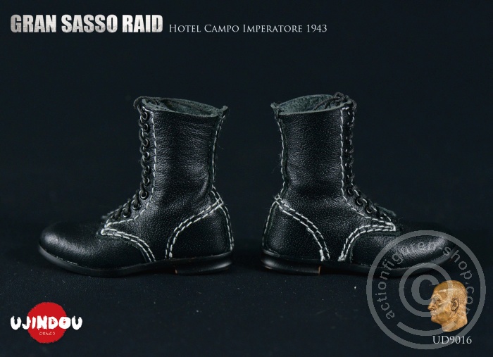 German Fallschirmjager - Gran Sasso Raid - Hotel Campo Imperatore 1943 German Fallschirmjager - Gran Sasso Raid - Hotel Campo Imperatore 1943