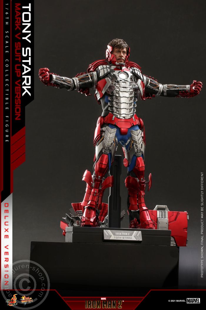 Iron Man 2 - Tony Stark (Mark V Suit up Version) - Deluxe Version - MMS600 Iron Man 2 - Tony Stark (Mark V Suit up Version) - Deluxe Version - MMS600