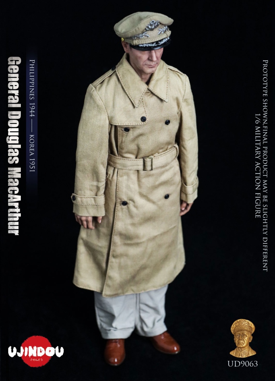 General Douglas MacArthur - Philippines 1944 - Korea 1951 - in 1/6 scale