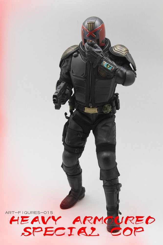 ArtF015-13 Heavy Armoured Special Cop