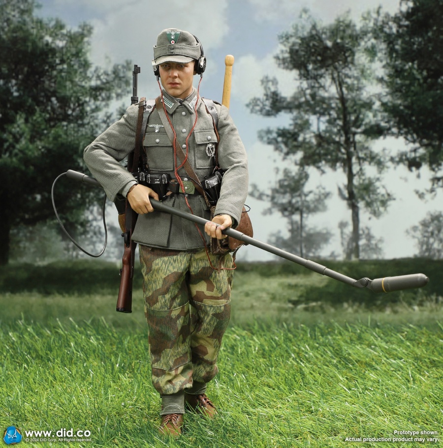 Jürgen Neumann - WWII German WH Mine Detector