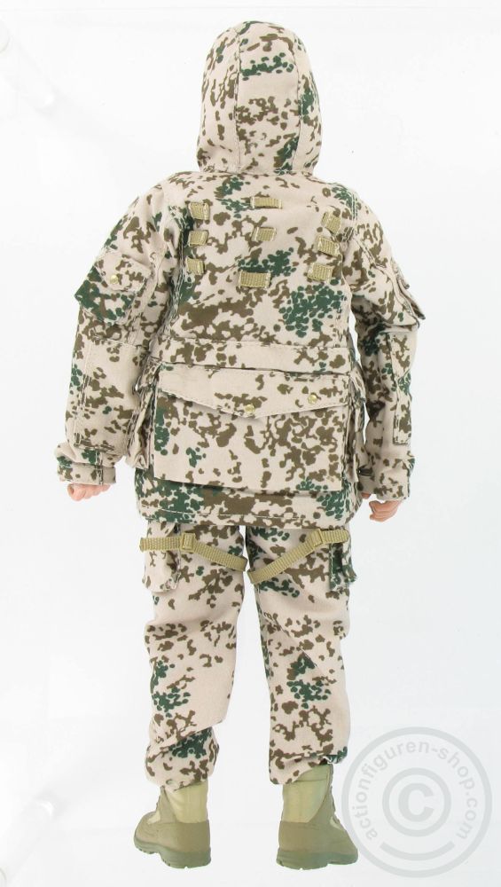 AFS003-10sjjafViRUcBBH Bundeswehrsoldat Wüsten-Tarn - mit Barett
