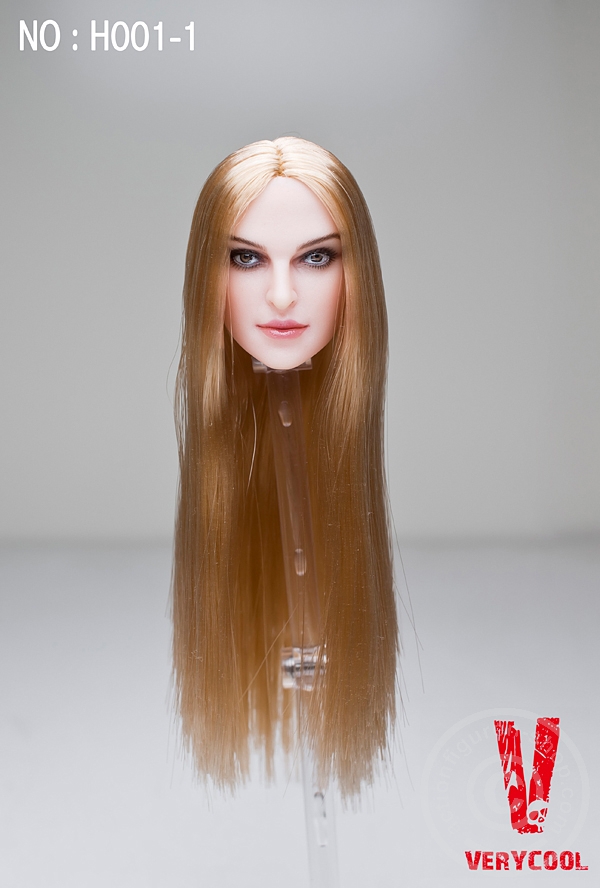 Kopf - glatte blonde Haare