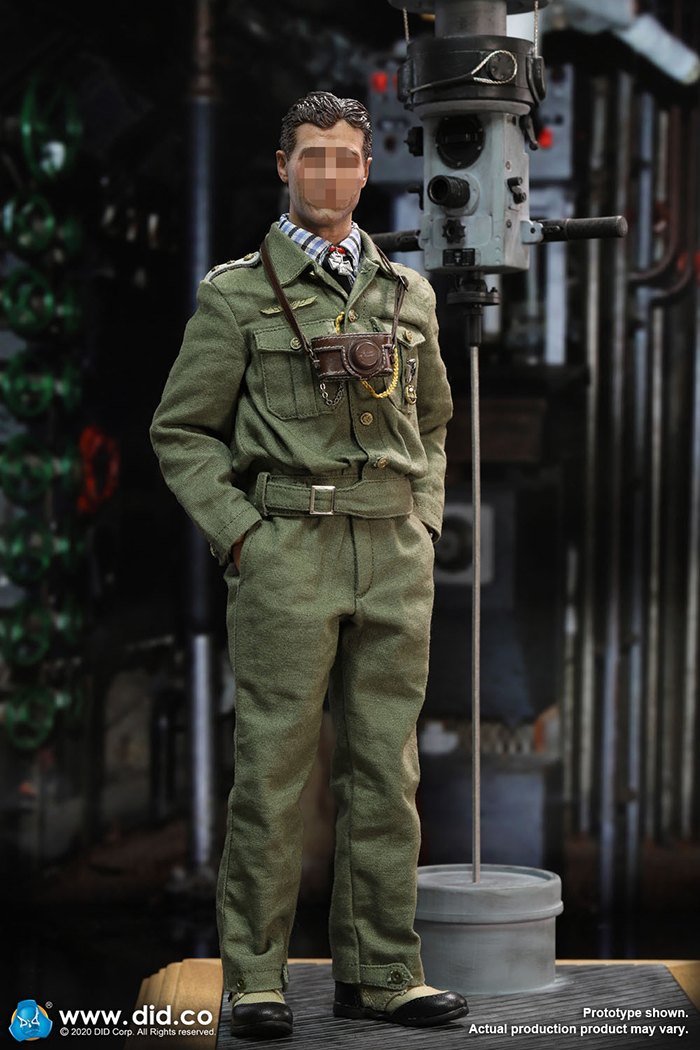 E60058_leica-02 German U-Boat Periscope Diorama Set w/ extra Head