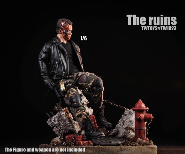 The Ruins Hydrant - Diorama