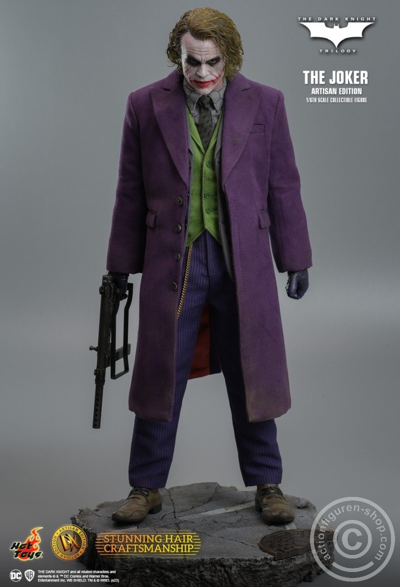 The Dark Knight Trilogy - The Joker - Artisan Edition - in 1/6th scale The Dark Knight Trilogy - The Joker - Artisan Edition - in 1/6th scale