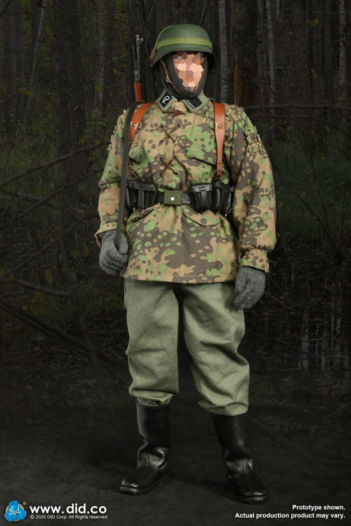 80142-01tRfB6yqJhouH0 Dennis - Radio Operator - 20. Waffen Division