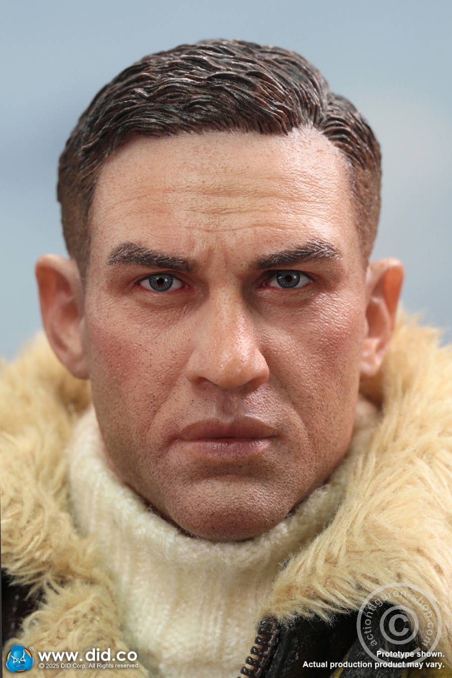 Tom - WWII British Pilot Squadron Leader - in 1/6 scale Tom - WWII British Pilot Squadron Leader - in 1/6 scale