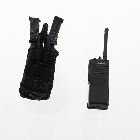 TK5400 Radio w/ carrier and ear-plug