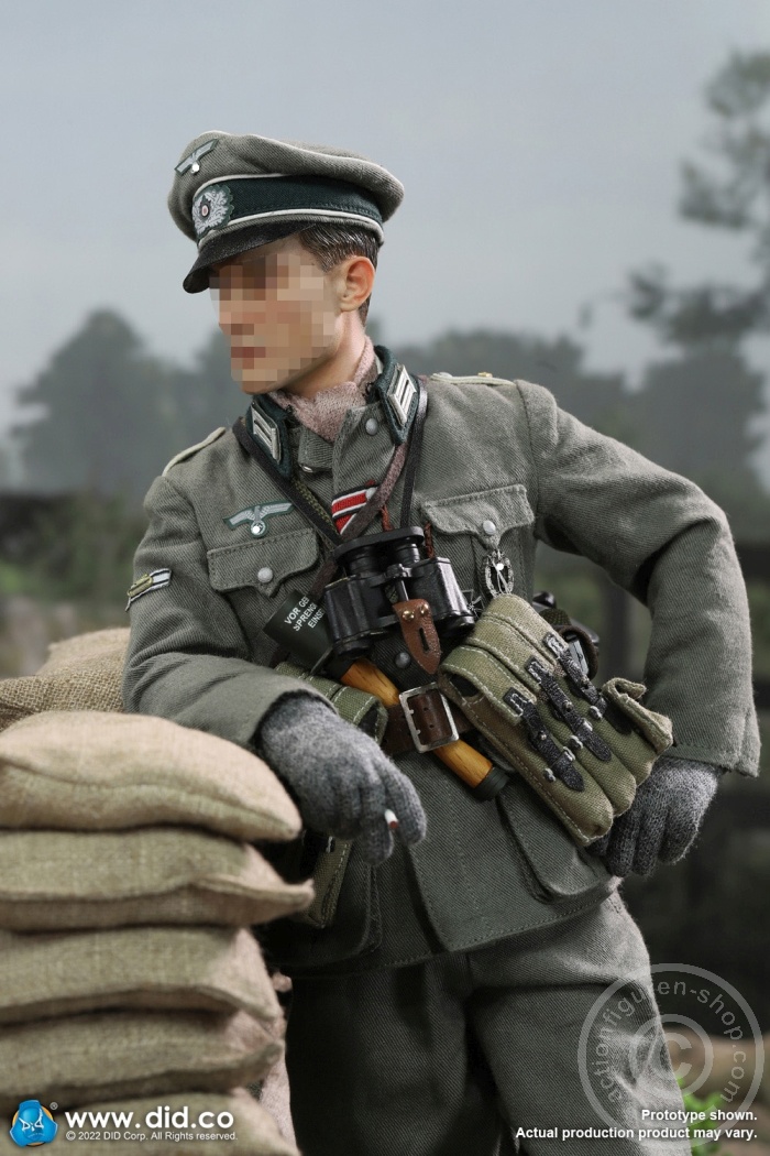 Winter - WWII German Wehrmacht Infantry Oberleutnant