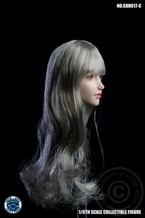 Female Head - silver long Hair
