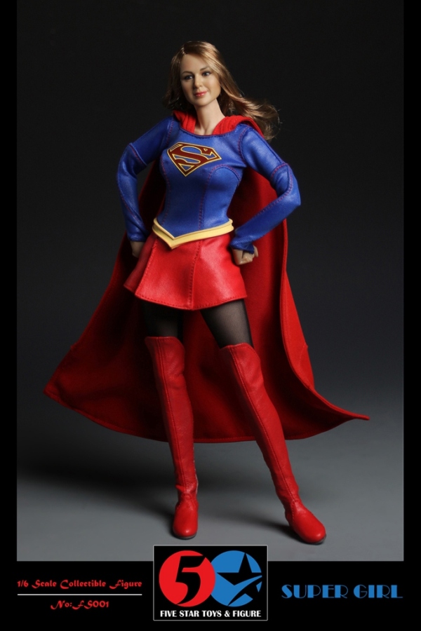 Super Girl - Full Figure Set