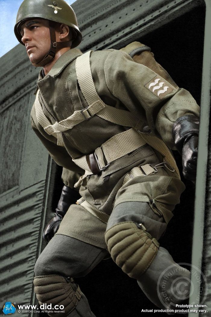 80146-09 Schmeling - WWII German Fallschirmjäger