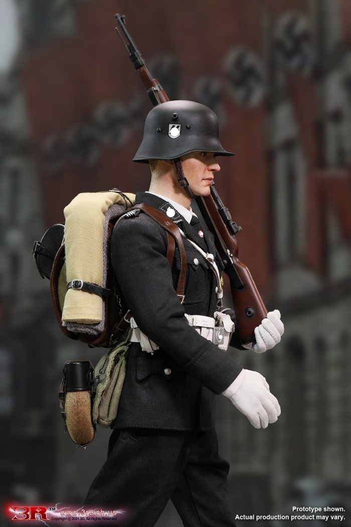HL647-40 Leibstandarte Honor Guard (LAH) - Ultimate Edition