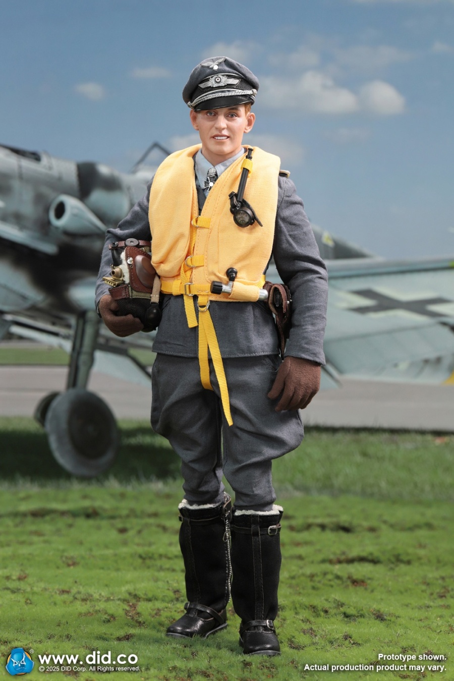 Erich Hartmann - WWII German Luftwaffe Ace Pilot - in 1/6 scale Erich Hartmann - WWII German Luftwaffe Ace Pilot - in 1/6 scale