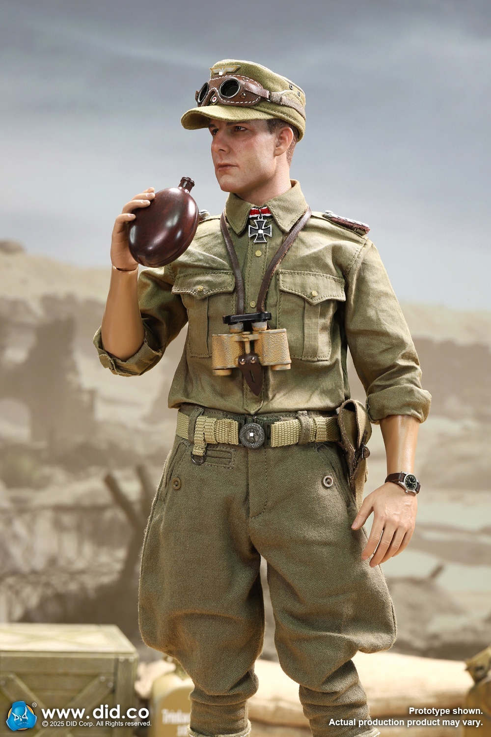 Ishaan & Panzer Commander - Stauffenberg - WWII German Africa Corps Supply Duty - in 1/6 scale Ishaan & Panzer Commander - Stauffenberg - WWII German Africa Corps Supply Duty - in 1/6 scale